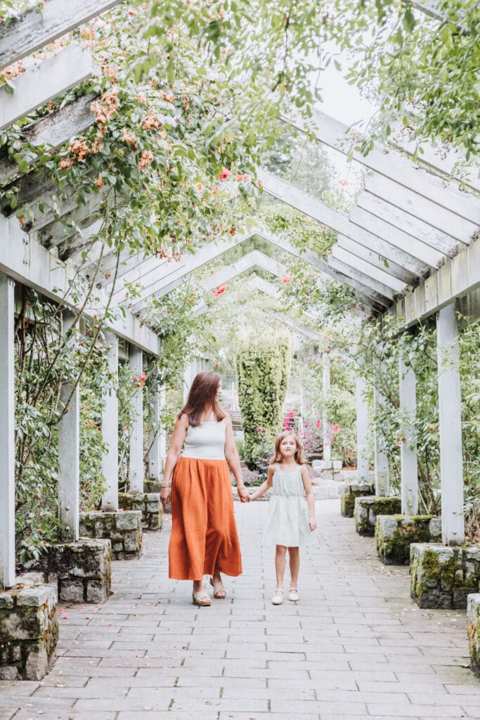 Lifestyle Family Photos at Stanley Park